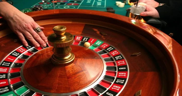 Tham Gia Roulette Tại FastGame888: Bí Quyết Đỉnh Cao Cho Người Chơi Đẳng Cấp